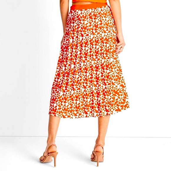 🌺HP🌺 Future Collective with Kahlana Barfield Brown Pleated A-line Skirt - Picture 4 of 7